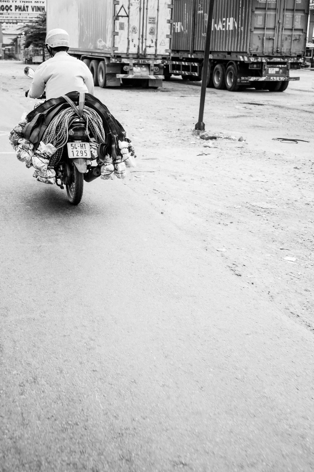 SEILTRANSPORT. Dĩ An, Binh Duong Province, Vietnam